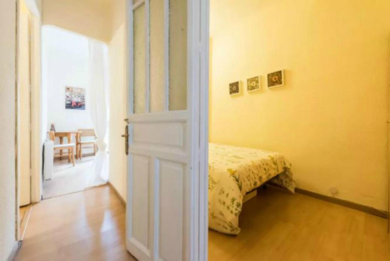 Las Dependencias De Mª De Guzman Madrid Ngoại thất bức ảnh